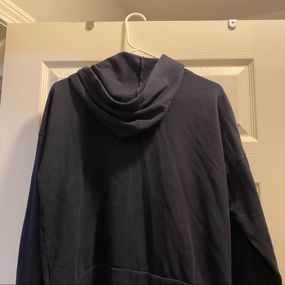 Hollister zip up - Picture 3 of 3